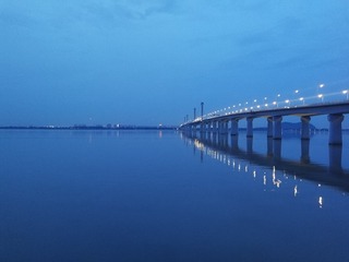 1298715