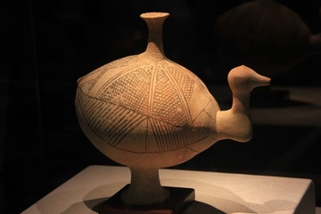 16351
