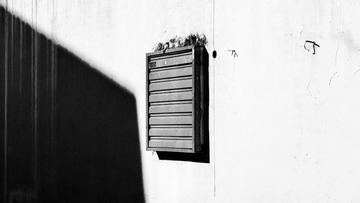 1000195628