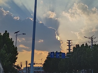 1000010718