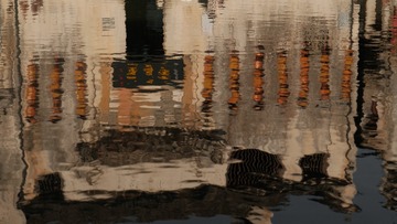 12353