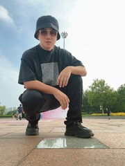 001