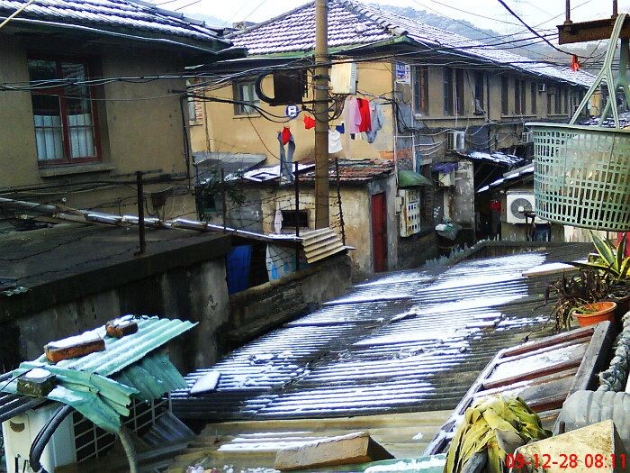 杭州下雪091228 (1)<br />
