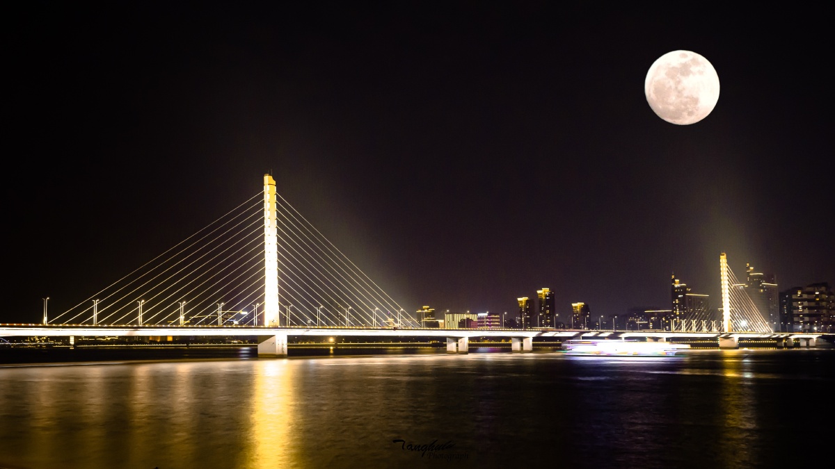 钱江新城与西兴大桥