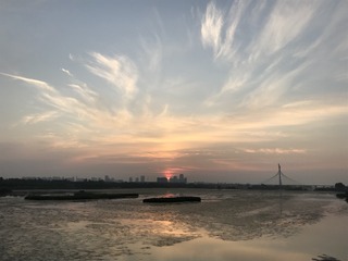 001