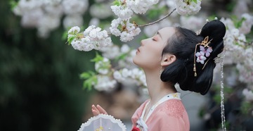 樱花汉服
