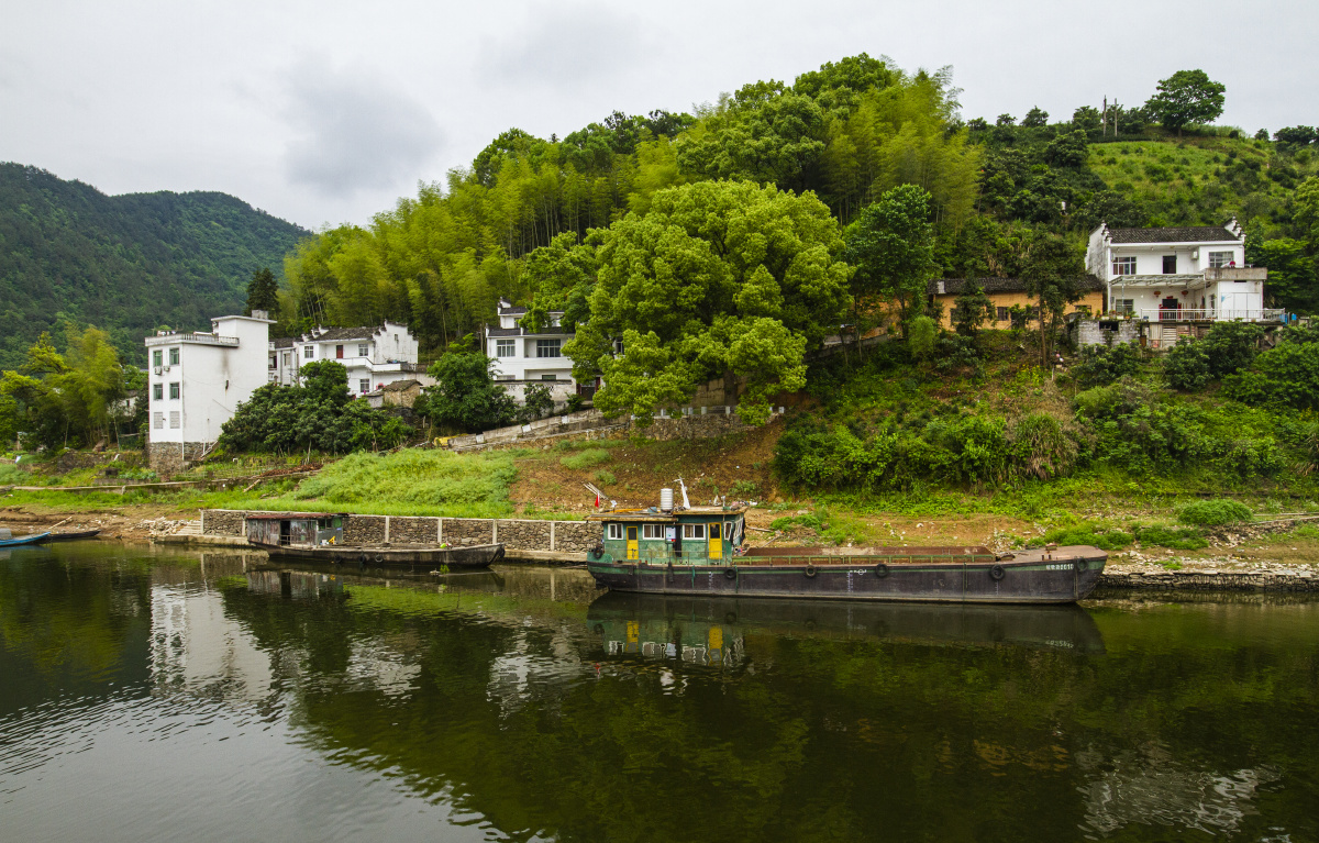 安微歙县十里画廊风光