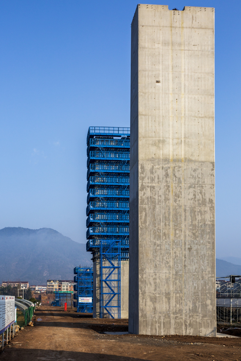 雄姿浙江仙居杭温高铁永安溪特大桥桥桩及施工现场