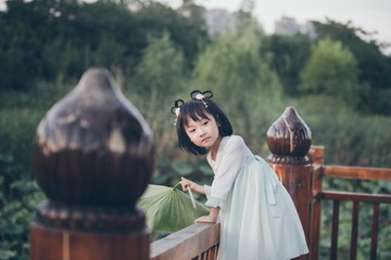 001