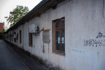 2181985