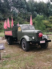 2484686