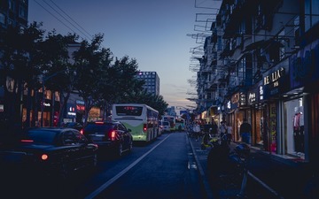 黄昏的马马路