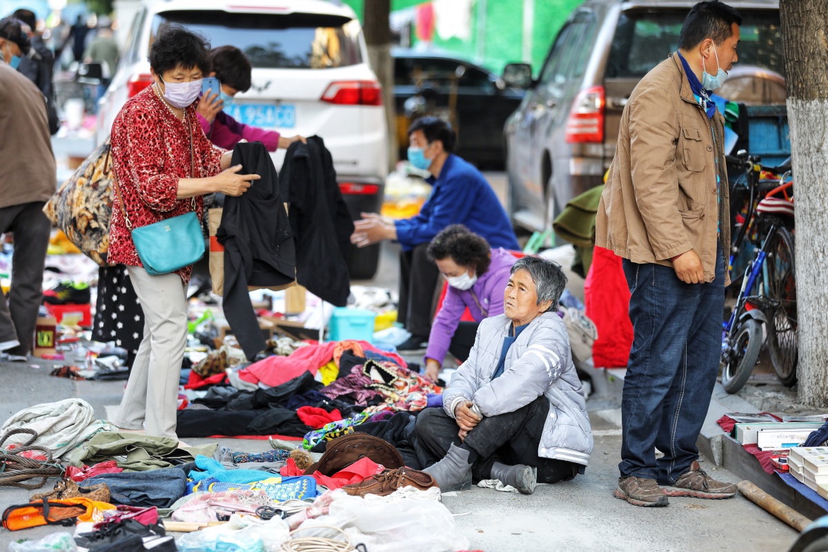 地摊儿一座城市的人文灵魂