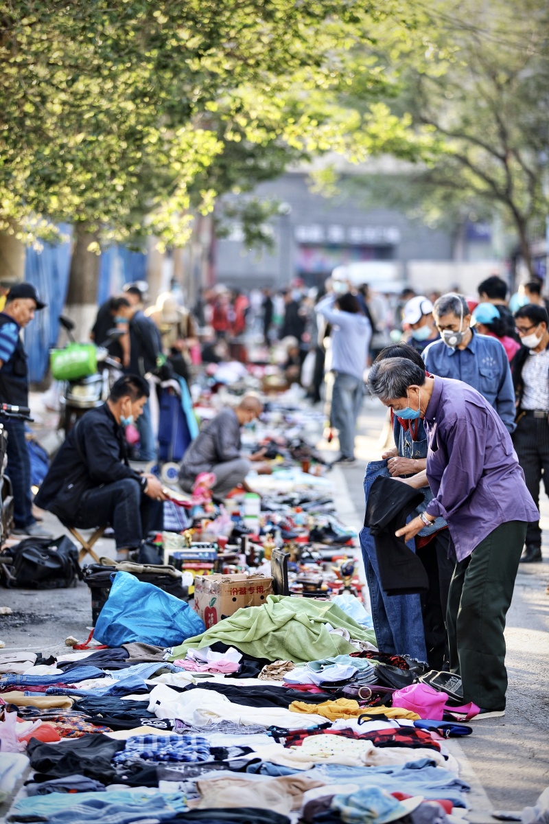 地摊儿一座城市的人文灵魂