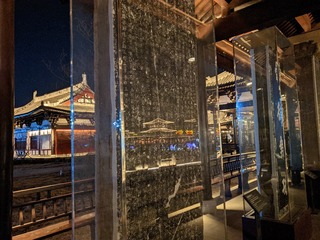 470899