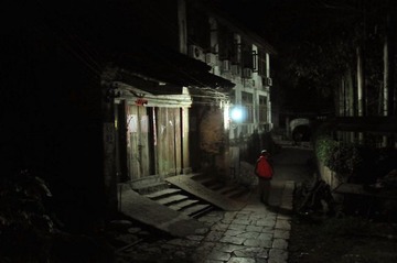 小镇的静夜