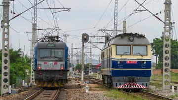 741851