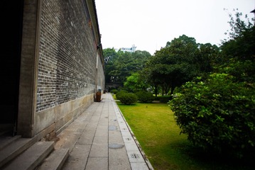 L1003601