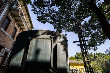 L1004608