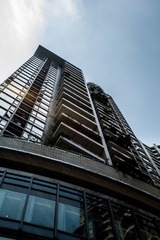 L1005449
