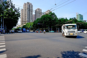 _DSF1758