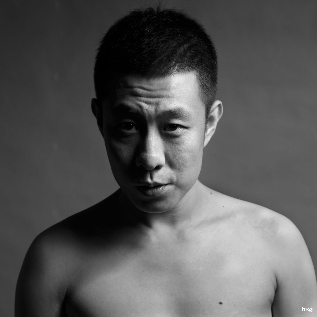 朋友系列《Mr.Pang》<br />
——喜怒哀乐，他笑的时候多。