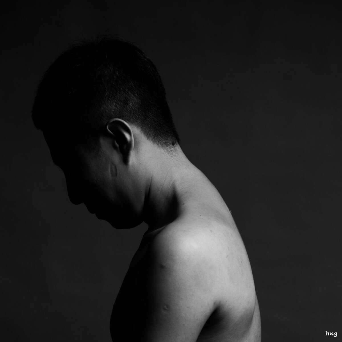 朋友系列《Mr.Pang》<br />
——喜怒哀乐，他笑的时候多。