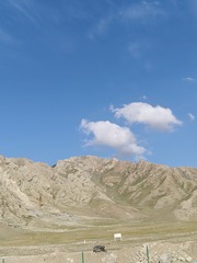 1000045083