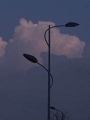 768585