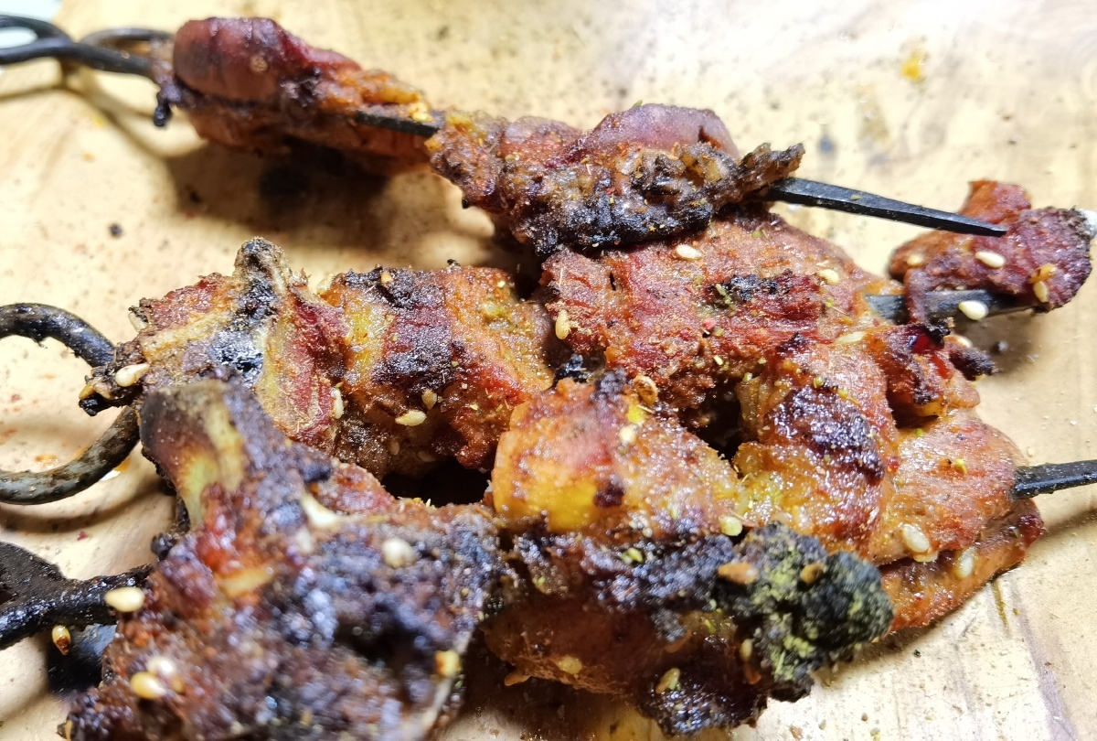 新疆库尓勒馕坑肉