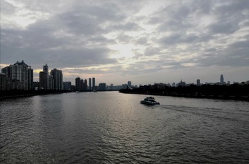 161367