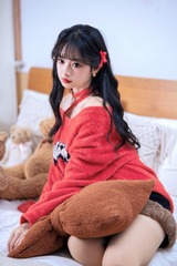 001