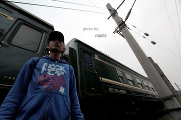 YW 228 665359.jpg