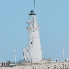 379350