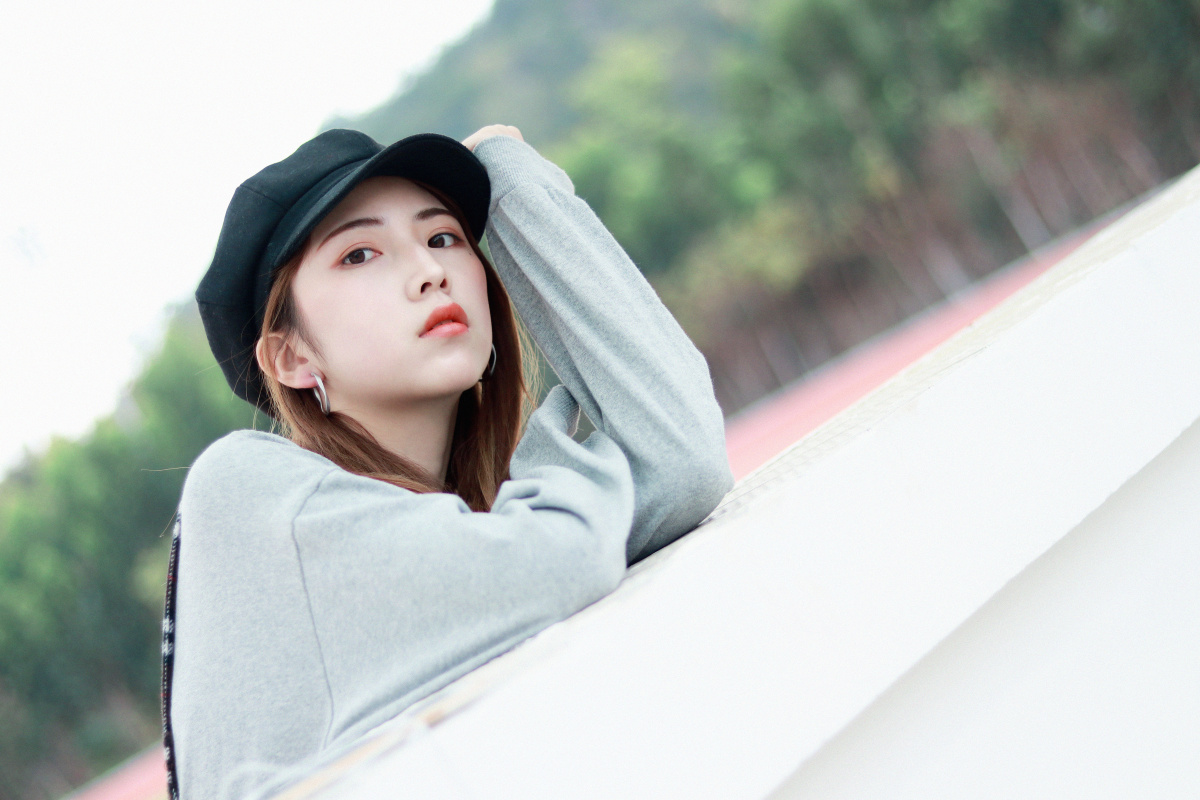 站在四月之上的小姐姐旅拍记