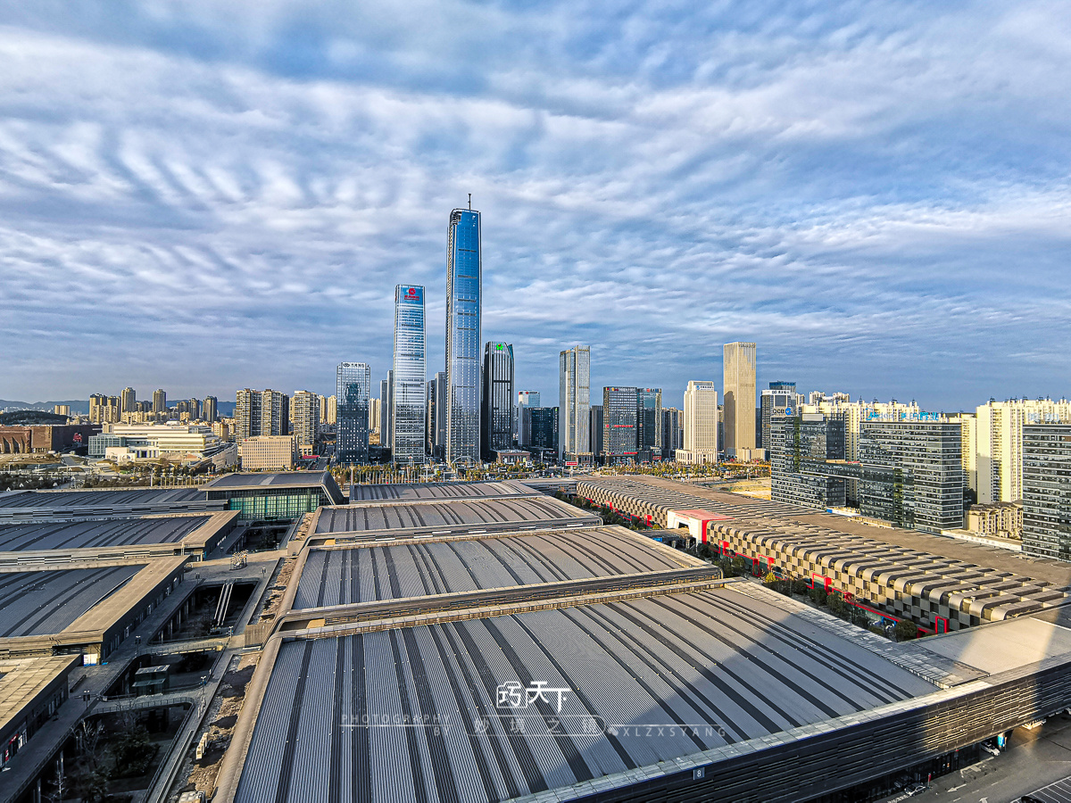 牛年首拍贵阳金融中心会展城