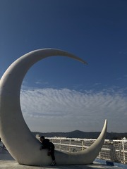 001