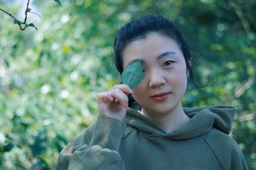 001