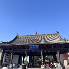 001