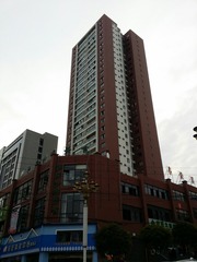 1047045