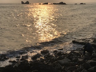 001