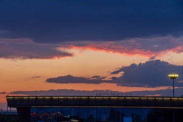 294582