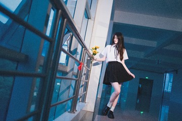 001