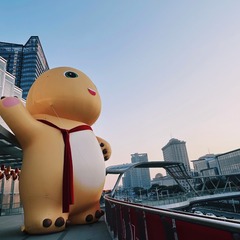 001