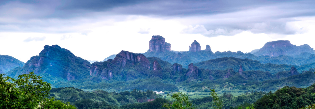 韶关丹霞山茶壶峰