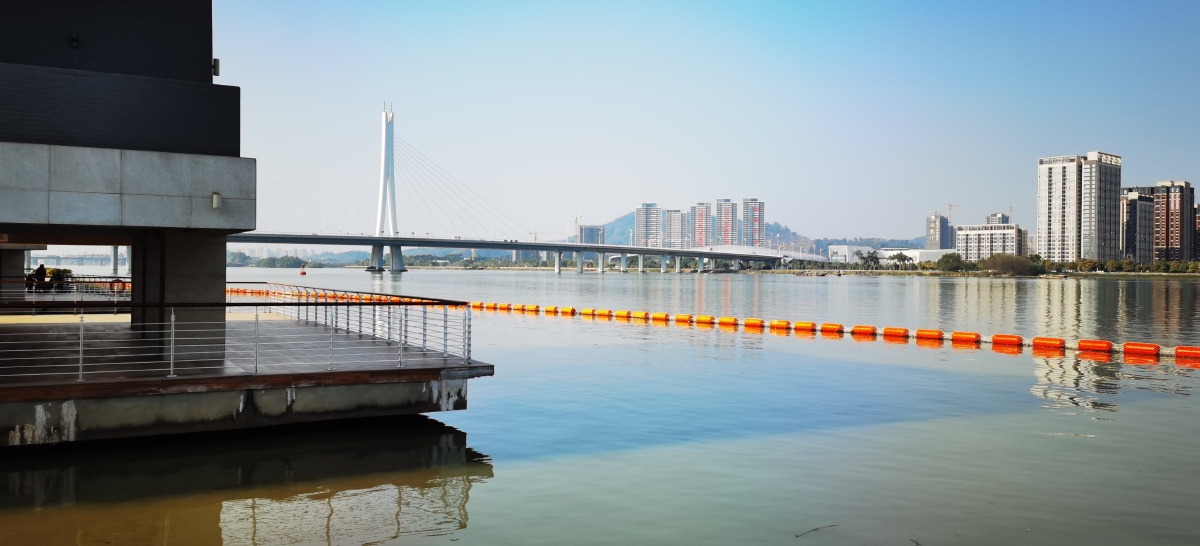 灵山岛尖是明珠湾起步区的核心区域和先行启动开发区域,是明珠湾起步