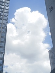 89400