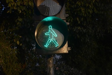 94913