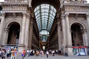 埃玛努埃长廊Vittorio Emanuelle II Galleria