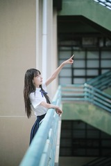 001